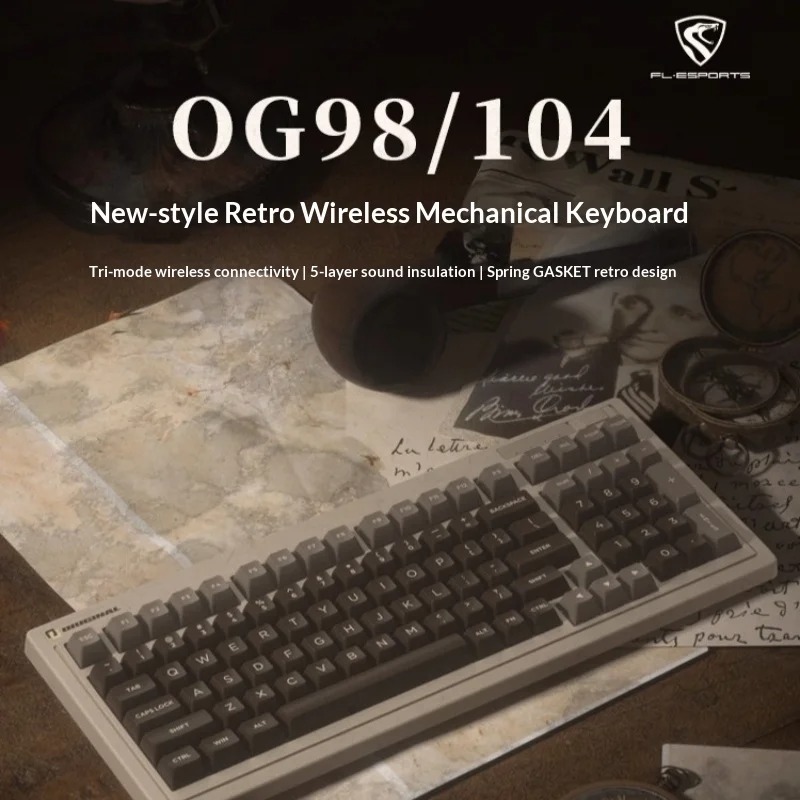لوحة مفاتيح ميكانيكية لاسلكية  - مراجعة Retro Gaming Laptop وسعره