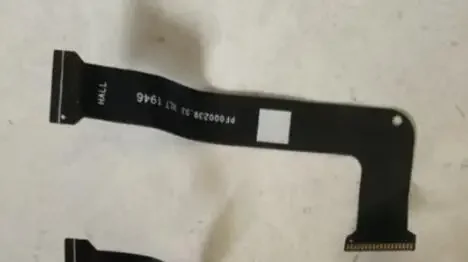 جهاز تحكم عن بعد مع شاشة وعصا  - مراجعة Composite Rca Cable وسعره